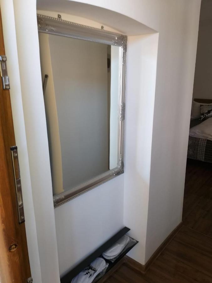 Sara House Apartment Bistriţa Екстериор снимка