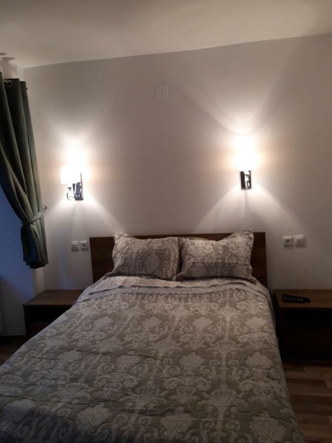 Sara House Apartment Bistriţa Екстериор снимка