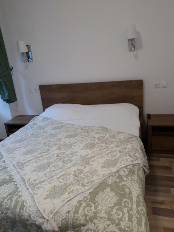 Sara House Apartment Bistriţa Екстериор снимка